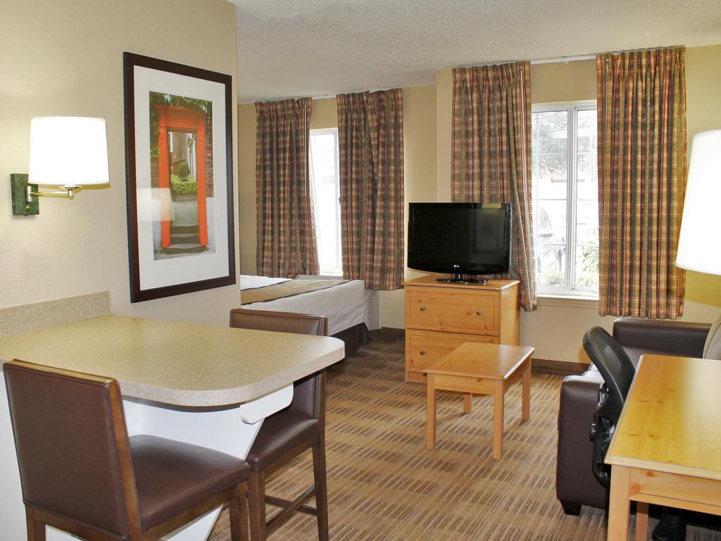 Mainstay Suites Las Vegas Convention Center Esterno foto
